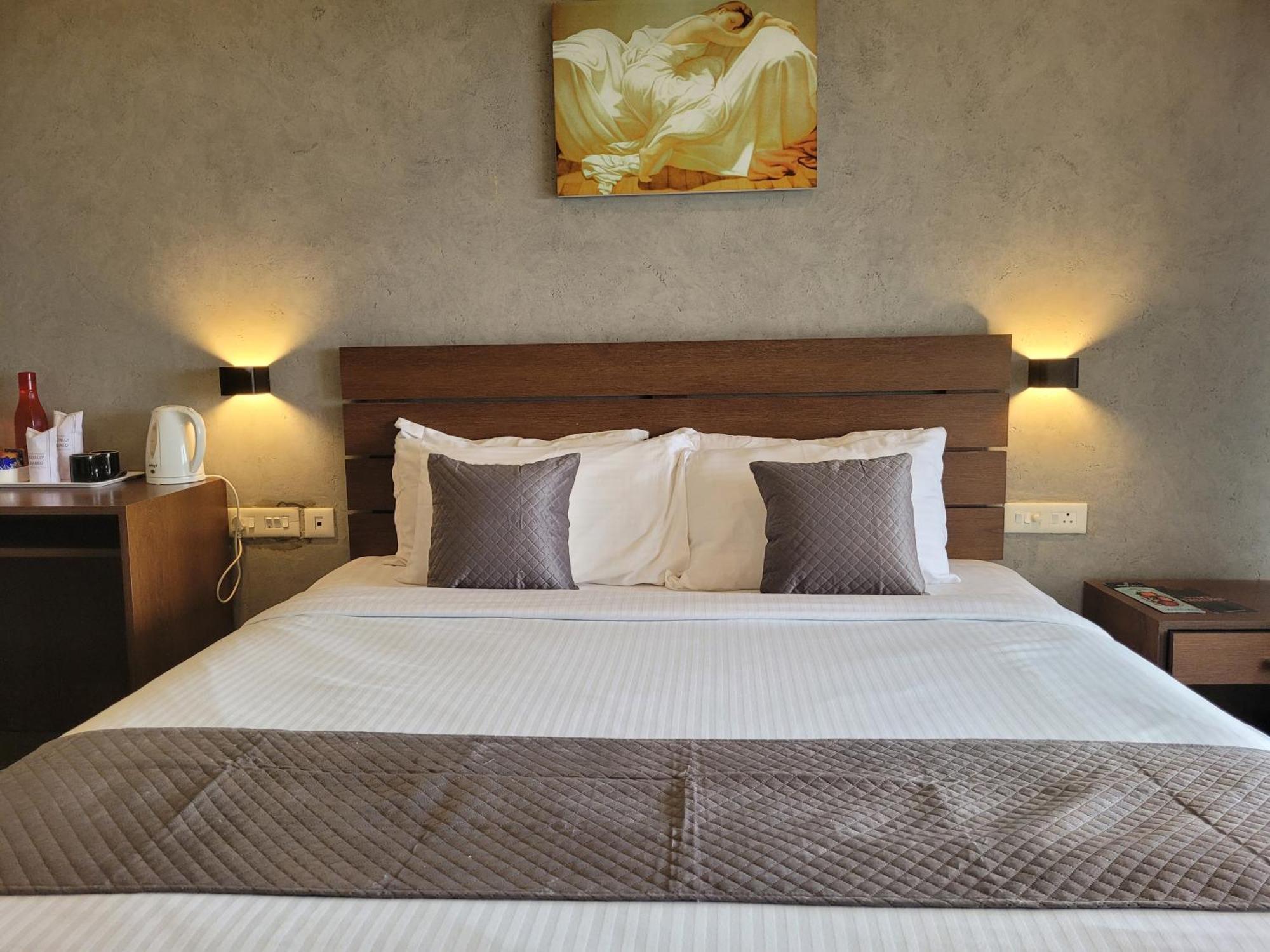 Windale Resorts Pooppara Εξωτερικό φωτογραφία